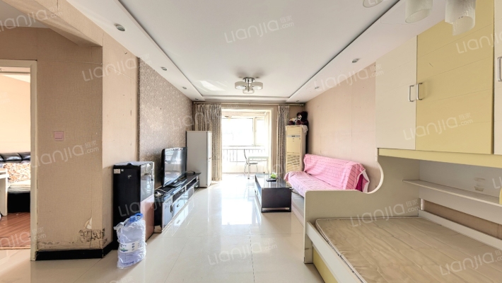 泊岸二手房实景图