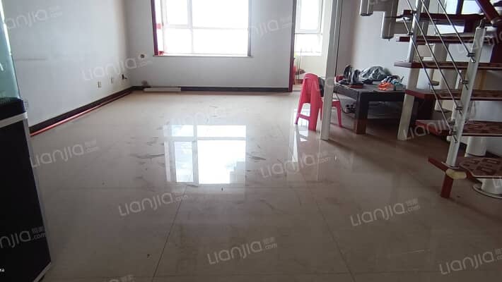 水利技师学院教育附属用房二手房实景图