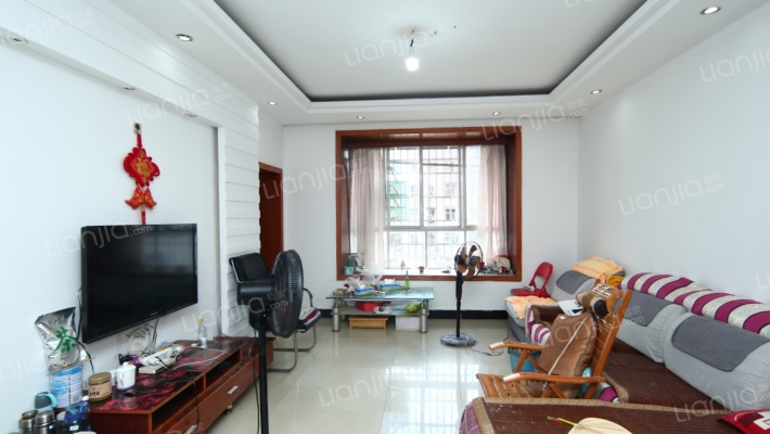 翠岩路81号二手房实景图