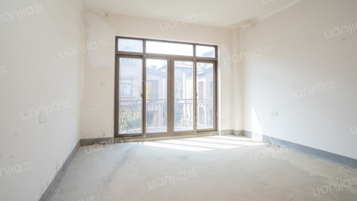 碧桂园凤凰城翡翠岛C区二手房实景图