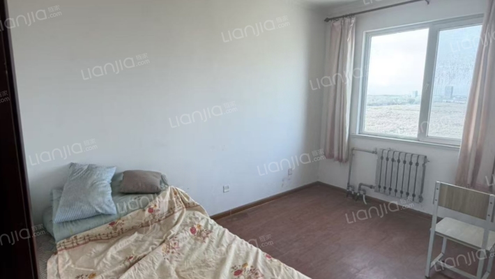 户型方正  南北通透 集中供暖-卧室B