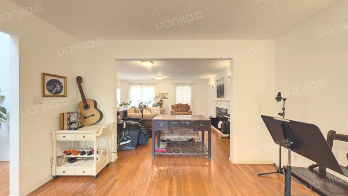 青湖丽苑二手房实景图