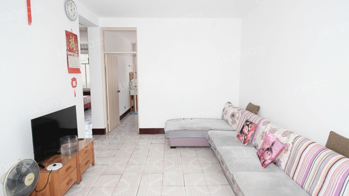 新荣楼二手房实景图