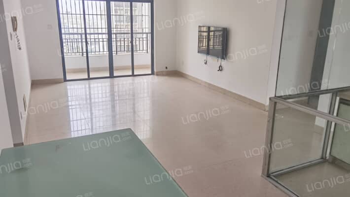 业和丰门盛世二手房实景图