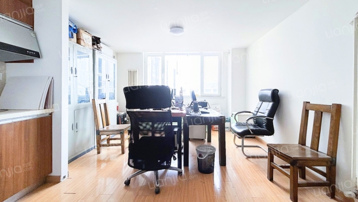 宁湾大厦二手房实景图