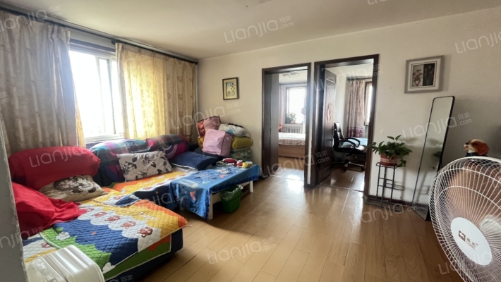 范阳路 铁道部建厂局 非顶层 拎包入住-客厅