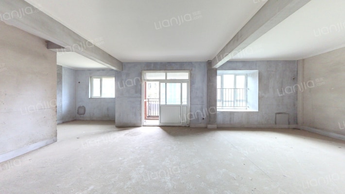 恒达·盘龙湾荷苑二手房实景图