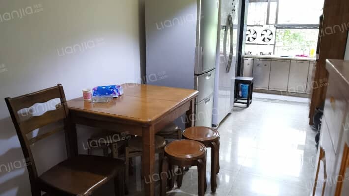 花生堡二手房实景图