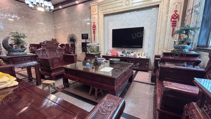 金三角一区二手房实景图