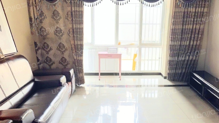 天景名城二手房实景图