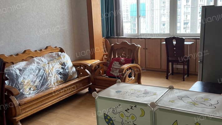 南坪电信家属楼二手房实景图