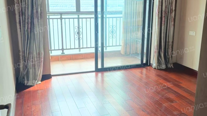 嘉汇大厦二手房实景图