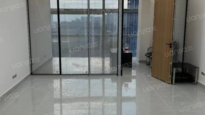 金融101大厦二手房实景图