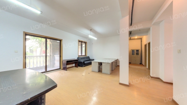 雍景湾花园东区二手房实景图