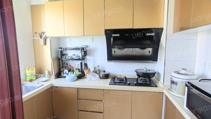 业主换房急售，明厨明卫通透三居，随时看房-厨房