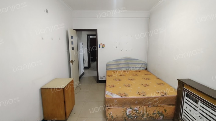 此房满五年唯一， 税低 南北通透2居，板楼公摊面积小-卧室A