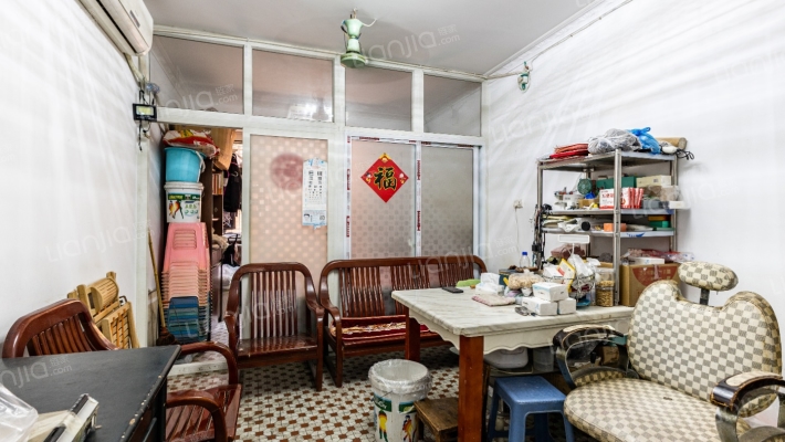 枣子岚垭村二手房实景图