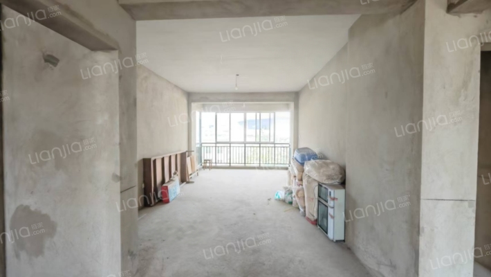 伦和郡园二手房实景图