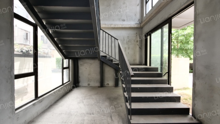 绿地城十里春风二手房实景图