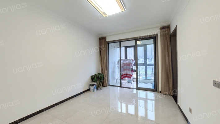 泰宏建业国际城21号院二手房实景图