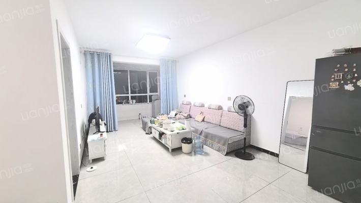 智高常春藤C区二手房实景图