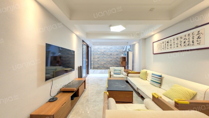 文一名门湖畔东区二手房实景图