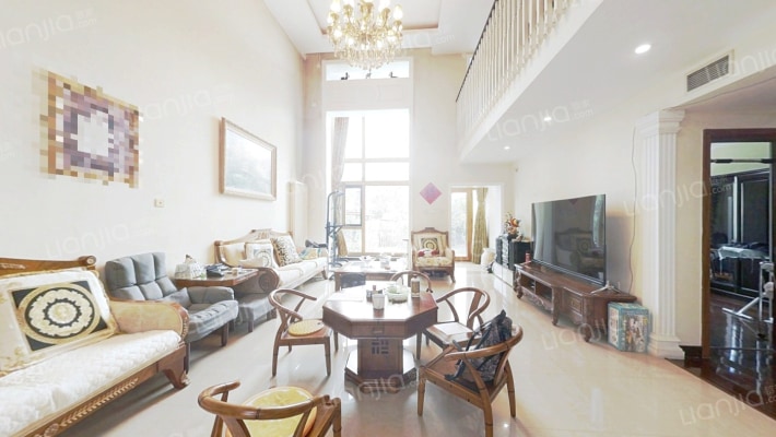 美林香槟小镇二手房实景图