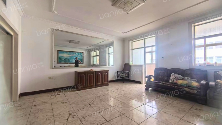 高开电业小区二手房实景图