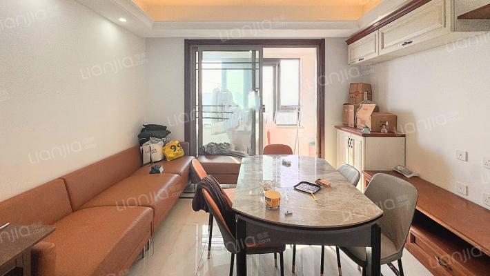 海门金茂大厦二手房实景图