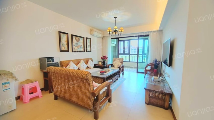 蔚蓝海岸二手房实景图