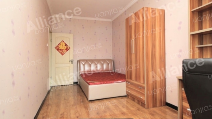 范阳路 竹语堂 双拼别墅 精装修 3层4室 业主急售-客厅A