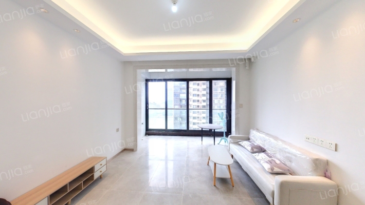 涛汇明日鎏金湾二手房实景图