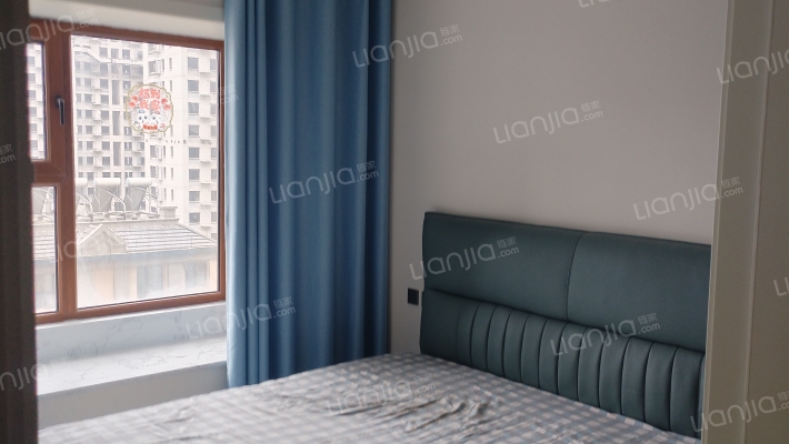 京南一站地，业主诚心出售，南北通透三居-卧室A