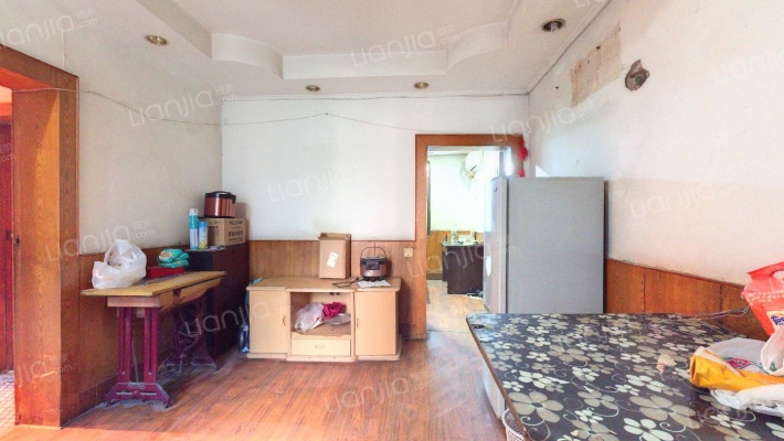 汤家湾40号-44号二手房实景图