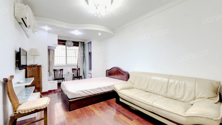 华师大一村二手房实景图