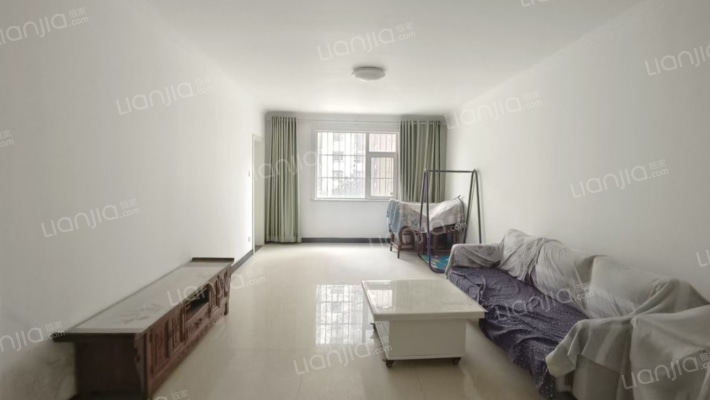 金阳瑞景 2室1厅 南 北-客厅