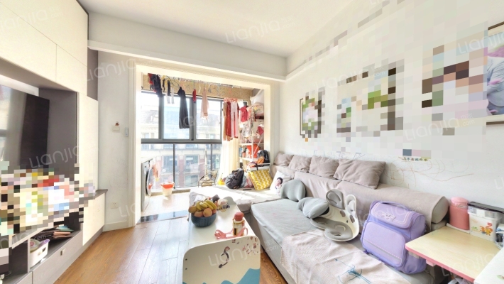 绿地香缇二手房实景图