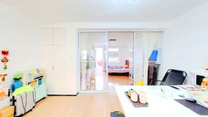 董家镇纺织机械厂宿舍二手房实景图