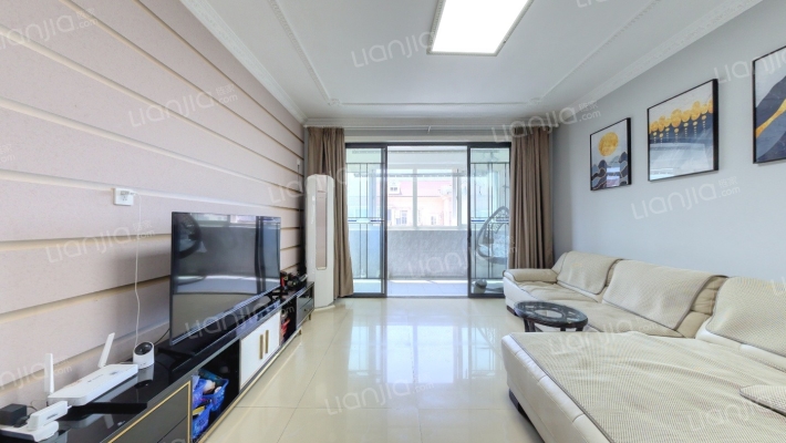 汇宝公寓二手房实景图