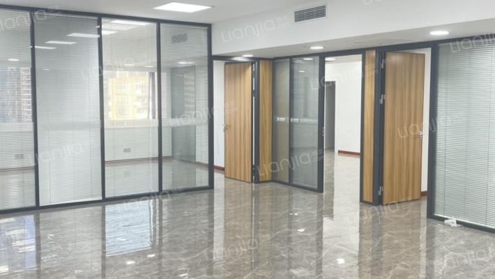 国贸广场二手房实景图