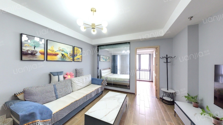 创客公寓二手房实景图