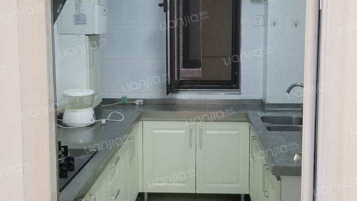 高品质小区！朝南两居！居住舒适！-厨房
