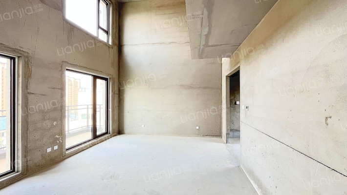 远洋塔河湾二手房实景图