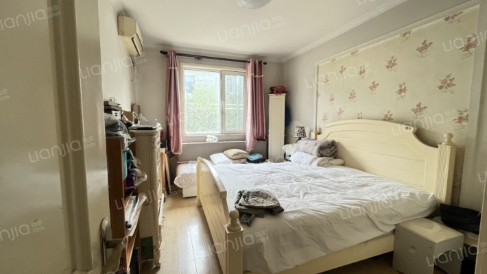 房本满五不唯一，通透3居室，交通便利，配套齐全。-卧室C