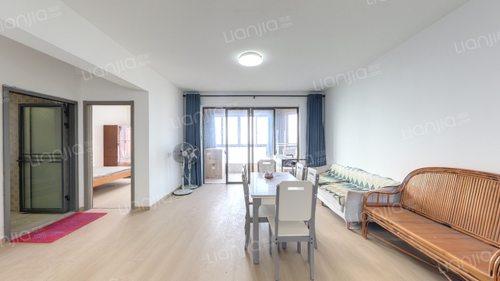 三迪香颂枫丹二手房实景图