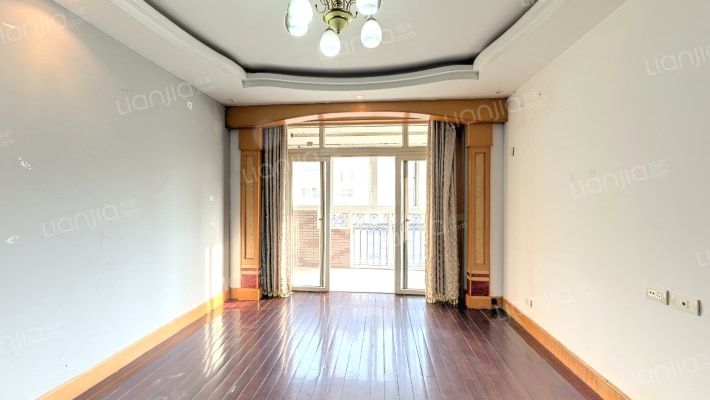 金陵世纪花园二手房实景图