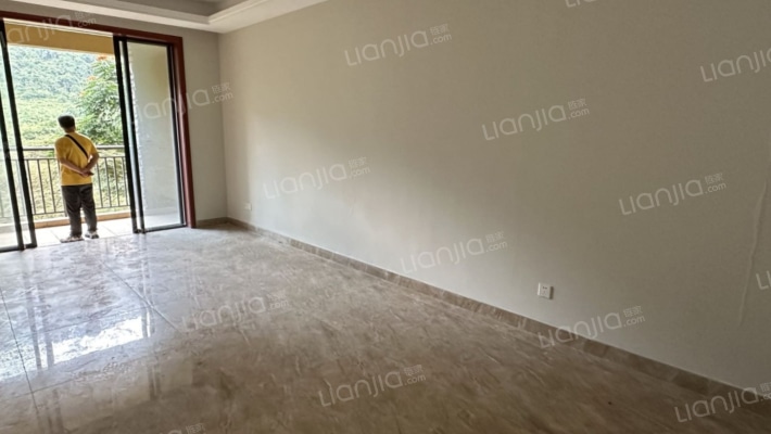 石梅山庄三期水生活二手房实景图