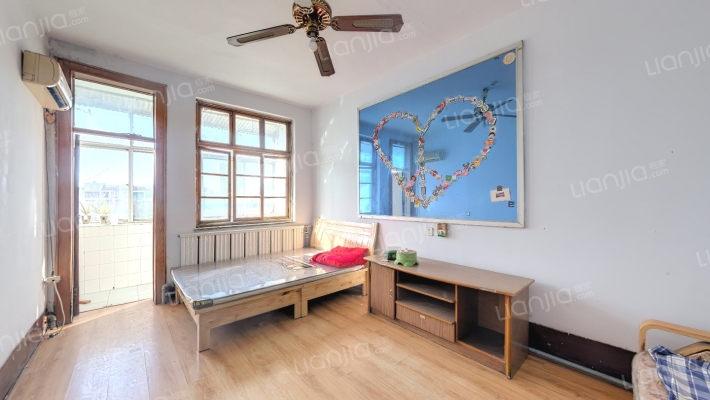 共青团西路南七巷二手房实景图