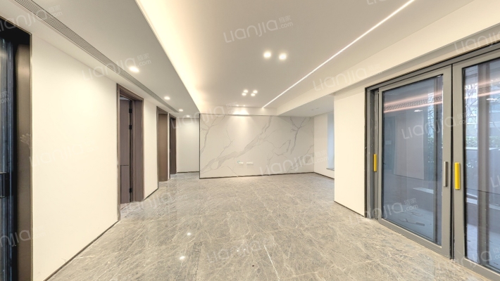 融创壹号院二期二手房实景图