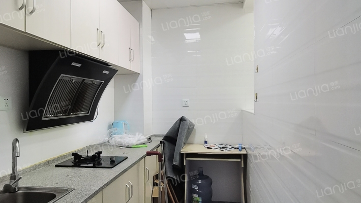 马坡岭人民路电梯两房 精装修随时看房-厨房